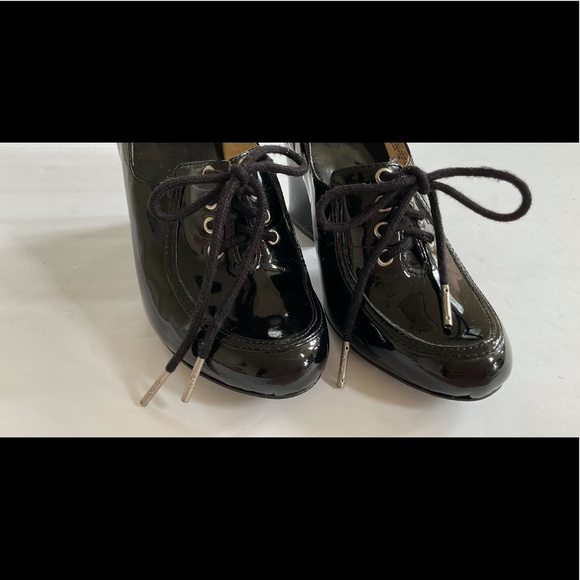 Michael Kors black heeled shoes, size 7 - Picture 4 of 7